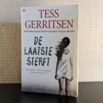 Op zoek naar 'De laatste sterft' en andere werken van Tess Gerritsen? Wij kopen deze tweedehands boeken! Neem contact op als je exemplaren hebt die je wilt verkopen.